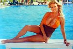 Anna-Semenovich-v-kupalnike-620x410.jpg,qfa0d56.pagespeed.ce.UmnGdEB6zq.jpg