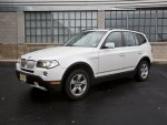 0810_06_z+2008_bmw_x3_3_0si+front_three_quarter_view.jpg