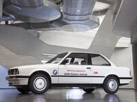 bmw_e30_coupe_elektro-antrieb_side.jpg